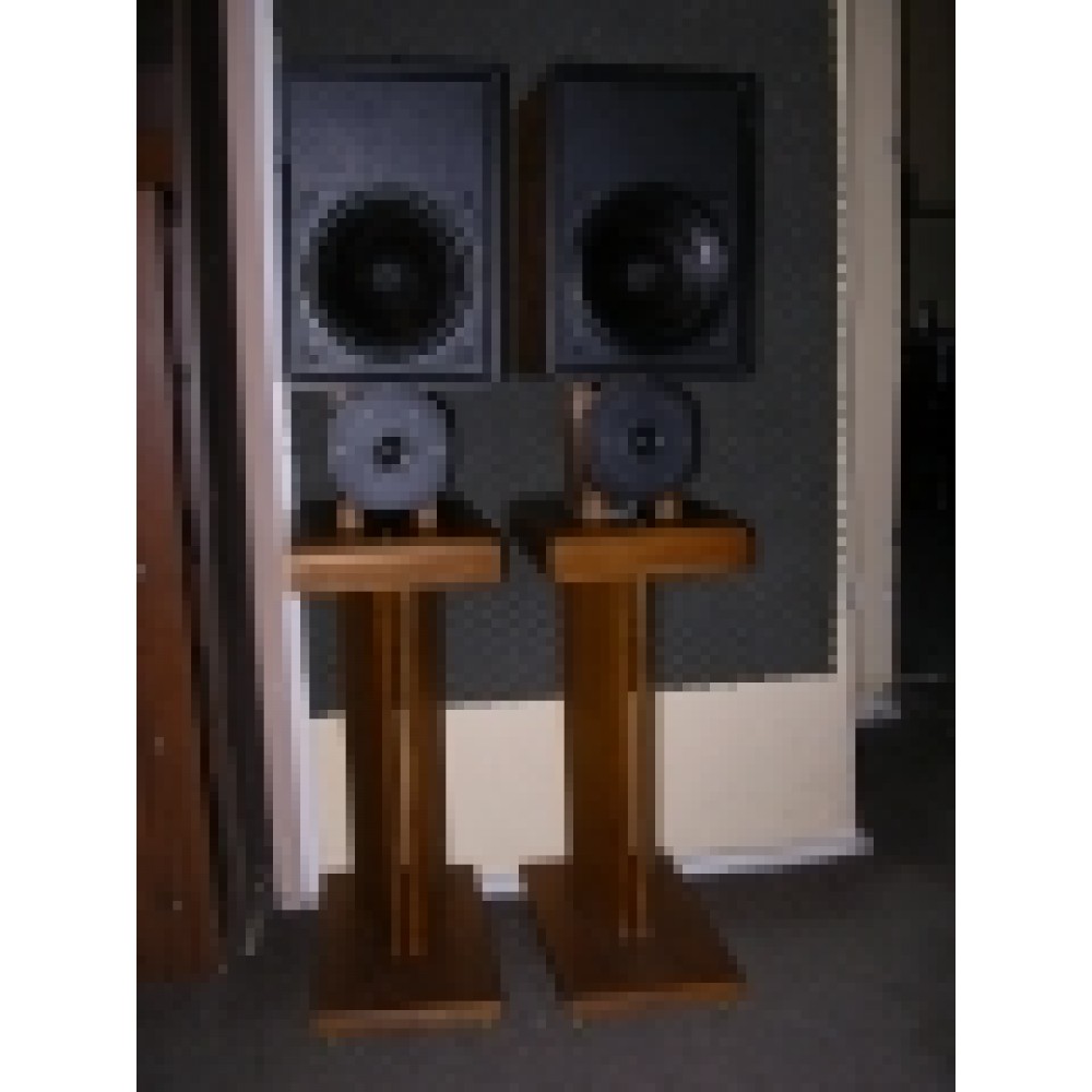 Custom HI-FI Research